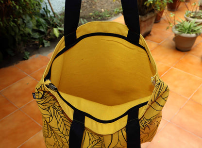 Yellow Leaf-Pattern Tote Bag – Eco-Chic Style for Everyday Adventures