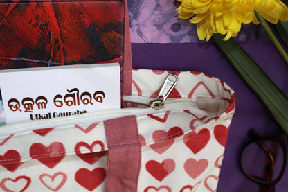 Heart Print Tote Bag – Stylish & Eco-Friendly Shopper